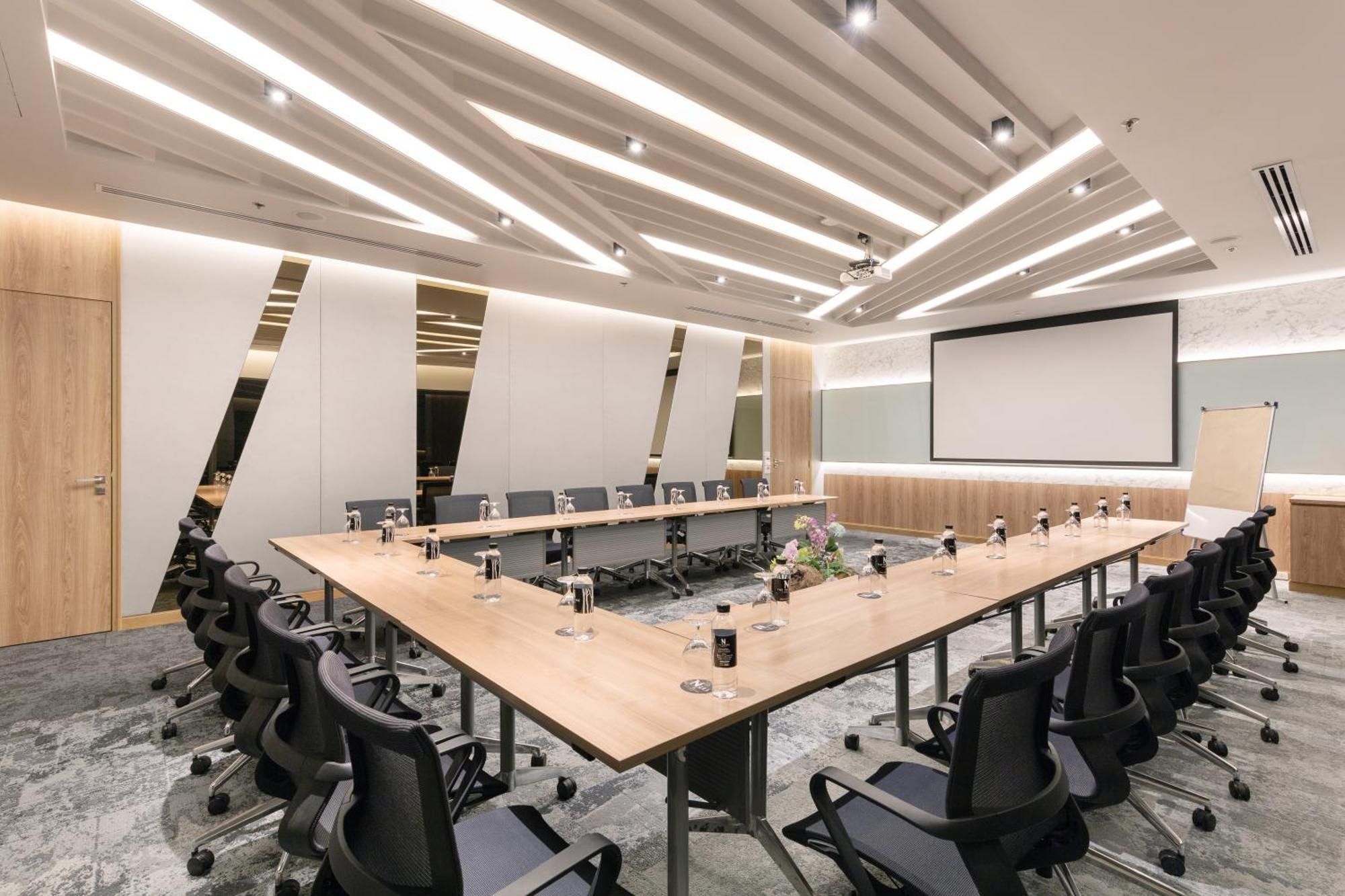 The Nature Phuket - Sha Extra Plus Экстерьер фото Meeting room